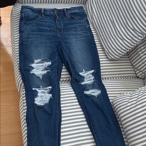 American Eagle High-Rise Distressed Jeans